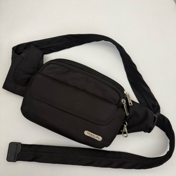 Travelon Other - Travelon Black Men's Belt Bag